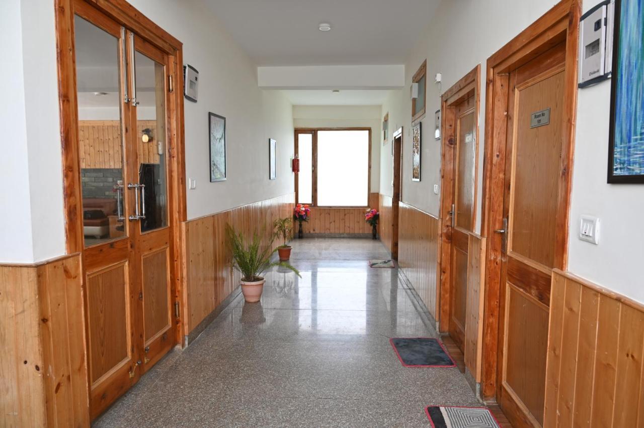 Hotel Seven Hills Manali Exterior photo
