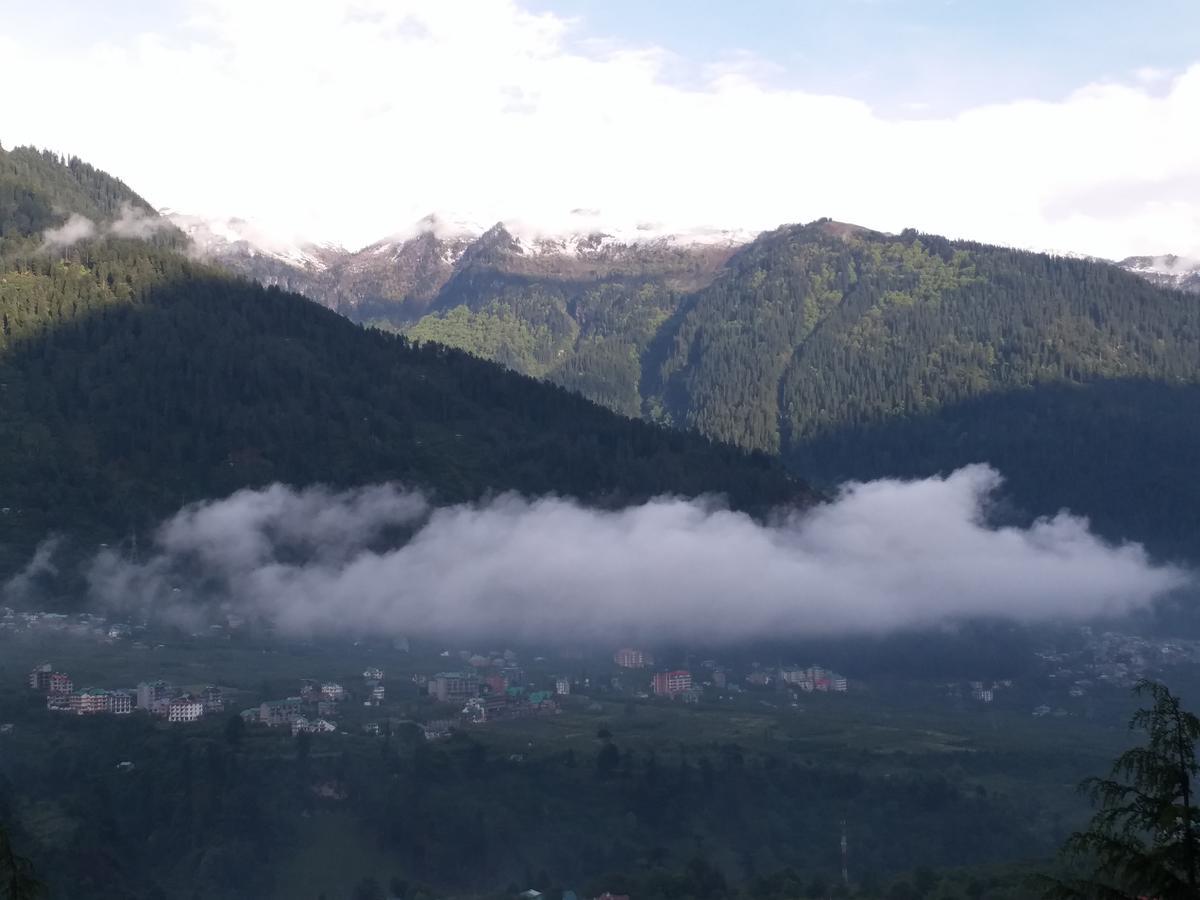 Hotel Seven Hills Manali Exterior photo