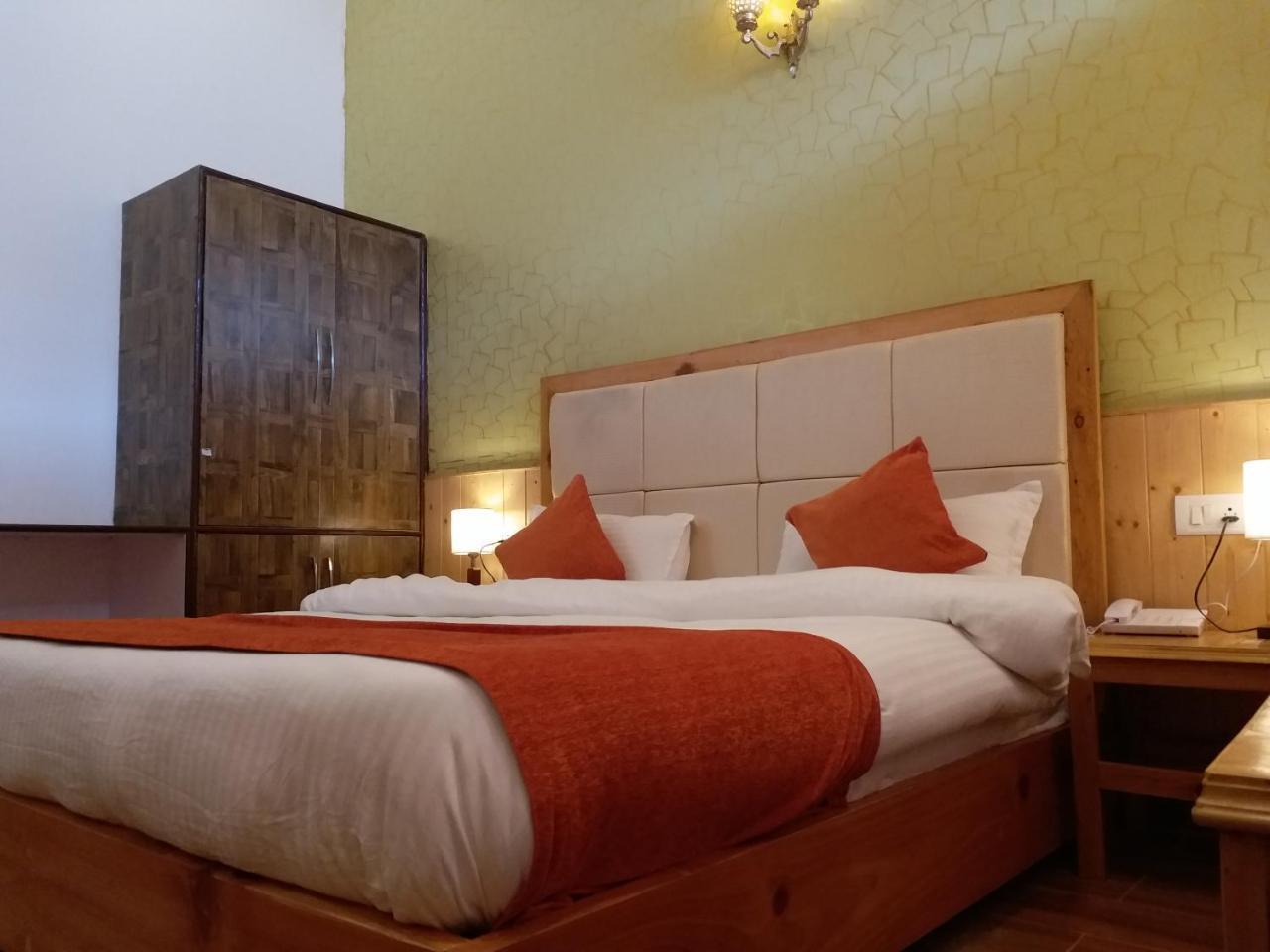 Hotel Seven Hills Manali Exterior photo